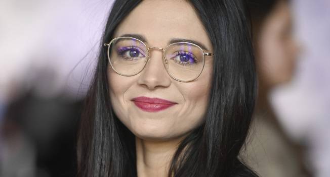 Adriana Kalska pokazała zdjęcia z wakacji. Wybrała krótką kreację! "Piękna kobieta z pani" [ZDJĘCIA]