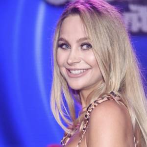 Hanna Żudziewicz w stroju kąpielowym. "Cudowna figura i to po ciąży" - komentują internauci [ZDJĘCIE]