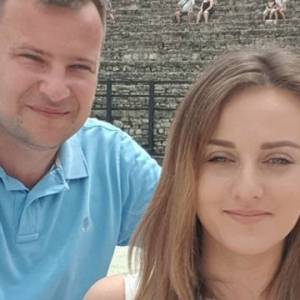 Ciąża Ani z "Rolnika..." pod lupą internautów. Uczestniczka programu uspokaja fanów w sieci                                                    