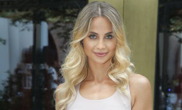 Hanna Żudziewicz bez ubrań. Tancerka pokazała kolejne zdjęcia z odważnej sesji ciążowej