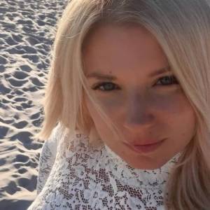 Ilona z "Rolnik szuka żony" już otarła łzy po rozstaniu z Adrianem? Wrzuciła do sieci zdjęcie, na którym nie jest sama! Opis mówi wiele