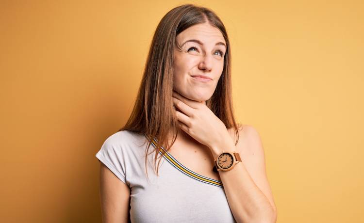 Sezon przeziębień rozpoczęty? Znamy domowe sposoby na ból gardła i chrypkę