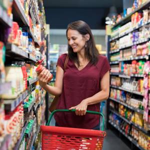 Niedziela Wielkanocna 2022. Czy sklepy są otwarte? Gdzie można zrobić zakupy?