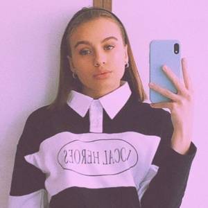 Córka Anny Przybylskiej nosi kolczyki po mamie. "Są po mojej mamusi" - wyjawia na Instagramie