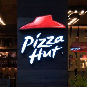 Pizza Hut zamyka 68 restauracji. Które znikną?