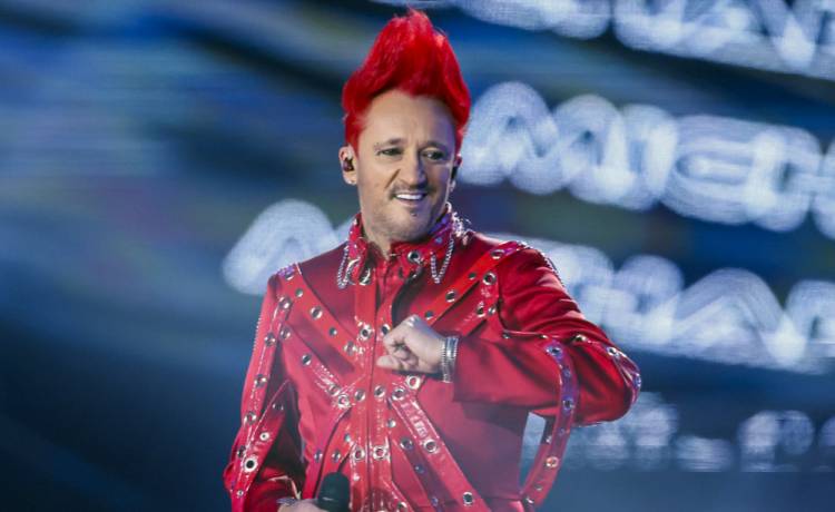 Michał Wiśniewski został ojcem. Nadał synowi żeńskie imię? Tak to tłumaczy