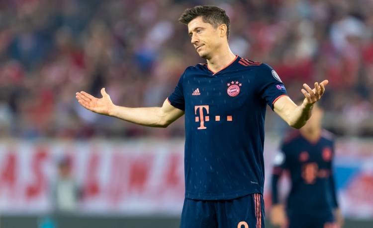 Profesjonalny gracz LoL'a wygrał z Robertem Lewandowskim! E-sportowiec ulubionym sportowcem Polaków?