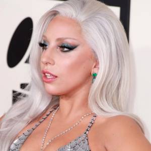 Lady Gaga po raz kolejny komentuje plotki o romansie! Co ją łączy z Bradleyem Cooperem?