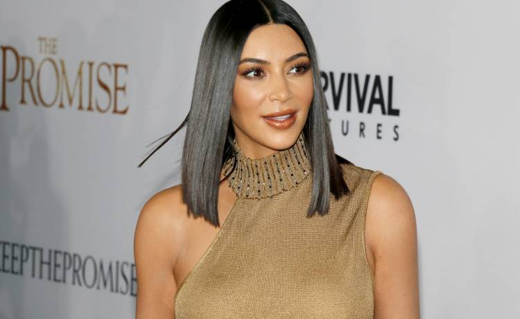 Kim Kardashian na zdjęciu z młodości. Zmieniła się? 