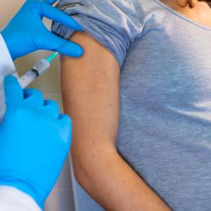 Sensacyjne fakty wyszły na jaw. Szczepionka przeciw Covid-19 vs. niepłodność?