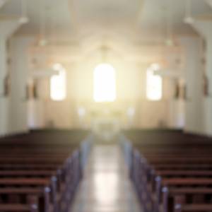 Nowy Rok: Czy koniecznie trzeba iść na mszę świętą?  