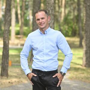 Dopiero co urodziła mu się córka. Waldi z „Rolnika” ogłosił to oficjalnie! „Dzisiaj szczególny dzień”