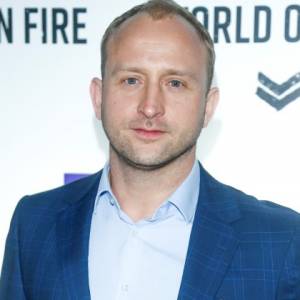 Borys Szyc opublikował zdjęcia sprzed lat. Na wyjątkowych ujęciach wiele innych gwiazd