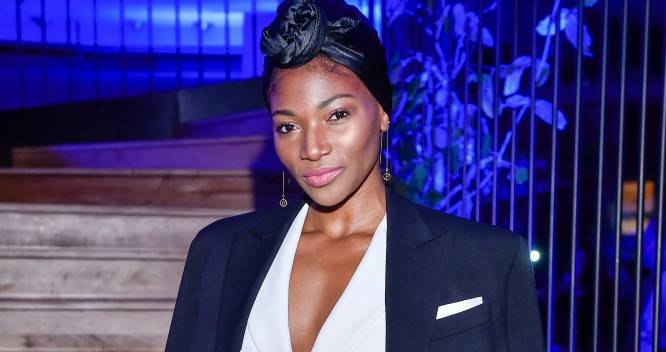 Osi Ugonoh z "Top Model" na fotografii w skąpym bikini. "Ale rakieta" - komentują internauci 