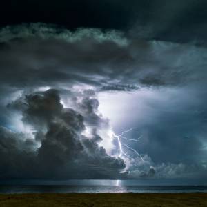 Tragedia w Austrii. Dwoje dzieci nie żyje po przejściu ogromnej burzy 