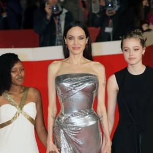 Zahara Jolie-Pitt nie chce być już łączona z ojcem? Zrezygnowała z używania jego nazwiska