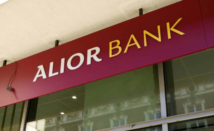 Nowa fala oszustw uderza w klientów banków, fot. Shutterstock