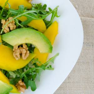 Sałatka z mango i awokado. Szybki i prosty przepis!
