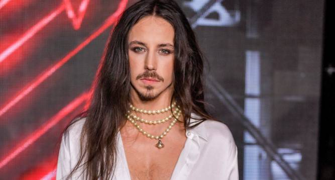 Michał Szpak na fotografii sprzed 10 lat! Jak bardzo zmienił się artysta?