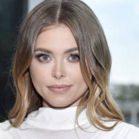 RMF Extra: Naturalna Joanna Opozda odsłania ciało w zmysłowej kreacji. "Mega kobieco"