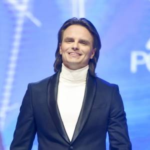 Marcin Hakiel z piękną miss u boku. Co ich łączy? Tancerz napisał to wprost! [ZDJĘCIE]