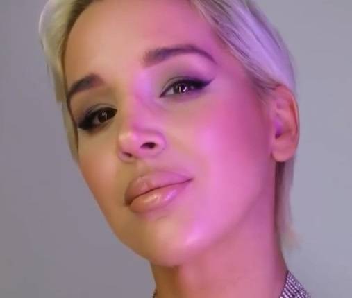 Lil Masti zrzuciła ubranie i kompletnie naga oświadczyła: "kochanie, będziesz wspaniałym Tatusiem" [FOTO +18]