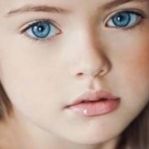 Kristina Pimenova ma już 14 lat! Jak teraz wygląda "Najpiękniejsza dziewczynka na świecie"?