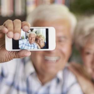 Wiceminister cyfryzacji ostrzega przed #AgeChallenge. Czy aplikacja FaceApp może być niebezpieczna?