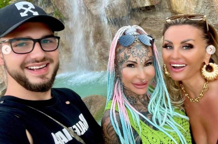 Jedna z "Królowych życia" wyszła za mąż! Jej ukochany jest młodszy od jej synów! [FOTO] 