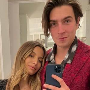 "Gratulacje". Julia Wieniawa i Nikodem Rozbicki - dumni rodzice. "Niech rośnie"