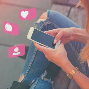 Instagramerzy wykorzystują popularność koronawirusa. Oznaczają zdjęcia hashtagiem #coronavirus