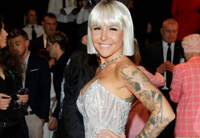  Blanka Lipińska nie wzięła ślubu! Opublikowanym zdjęciem na Instagramie nabrała swoich fanów