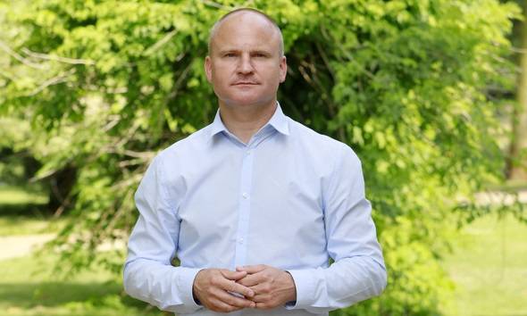 Widzowie oburzeni zachowaniem Waldemara. Uczestnik "Rolnika..." nie wybrał żadnej kandydatki!