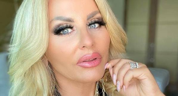 Dagmara Kaźmierska z "Królowych życia" jak Pamela Anderson? Bez skrępowania odsłoniła opalone ciało! [ZDJĘCIE]