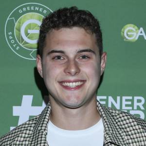 Adam Zdrójkowski już wie, jaka będzie tegoroczna zima. "Gdy październik ciepło trzyma..." [FOTO]