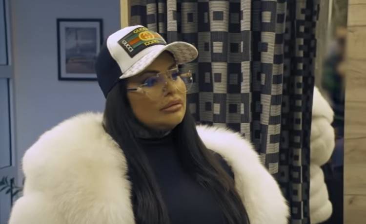 Laluna z "Królowych życia" planuje kolejną operację. Chce zmienić... kolor oczu! 