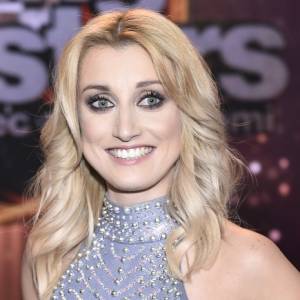 Justyna Żyła w bikini w basenie. Nie jest sama! "Potrzebny jest czyjś uśmiech"                                       