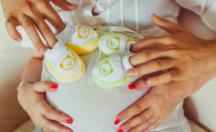 Bliźniaczki wyszły za mąż za bliźniaków. Tak wyglądają ich dzieci! Zdjęcia trafiły do sieci 