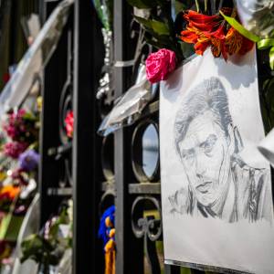 Ostatnia wola Alaina Delona wstrząsnęła światem. Rodzina musiała podjąć trudną decyzję