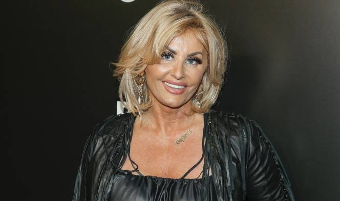 Dagmara Kaźmierska pozuje na plaży, a fani pytają o ślub! Na zdjęciu towarzyszy jej ktoś wyjątkowy [FOTO]