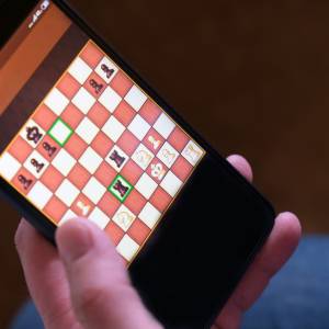 Szachy. 17-letnia Polka zdyskwalifikowana. Rywalka przyłapała ją, gdy oszukiwała w toalecie