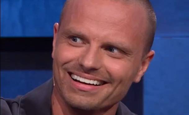 Hakiel chce skonfrontować się z Cichopek i Kurzajewskim! "Ktoś pomoże w organizacji?" [FOTO]