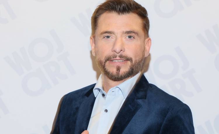 Kacper Kuszewski nowym prowadzącym "Tak to leciało". Czy boi się tej roli?