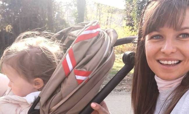 Zabawne nagranie Anny Lewandowskiej. Pokazała, jak Robert gra w piłkę z Klarą!