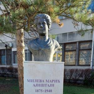 To do niej należą naukowe sukcesy Einsteina? Nierozwikłana zagadka Milevy Marić 