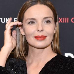 Agnieszka Włodarczyk w bieliźnie. Aktorka opublikowała sensualne kadry i zadała internautom ważne pytanie! [ZDJĘCIA]