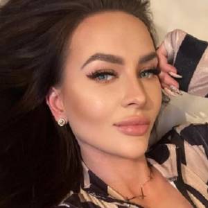 "Warsaw Shore. Ekipa z Warszawy". Mała Ania eksponuje ciążowe krągłości. Pokazała też partnera! "Promieniejesz"                                 