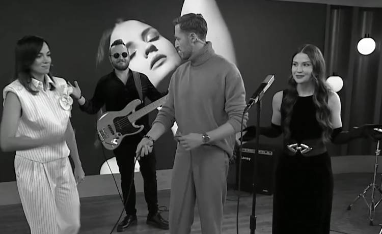 Prowadzący potknęli się o kabel i przerwali występ wokalistki. Spora wpadka w "Dzień dobry TVN"