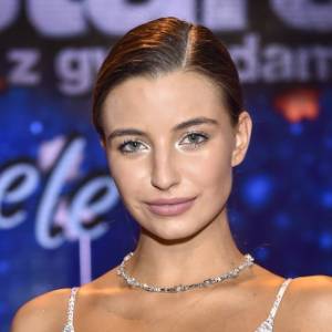 Julia Wieniawa zaskoczyła metamorfozą! Internauci: „Jak Nina Dobrev”, „Szyk mody” [WIDEO]