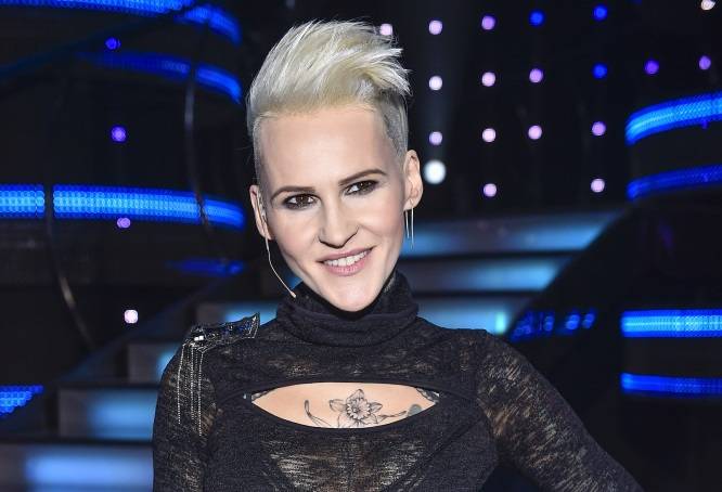 Agnieszka Chylińska pokazała biust w #hot16challenge2. Jej dekolt skradł show. "Mega sexy widok"